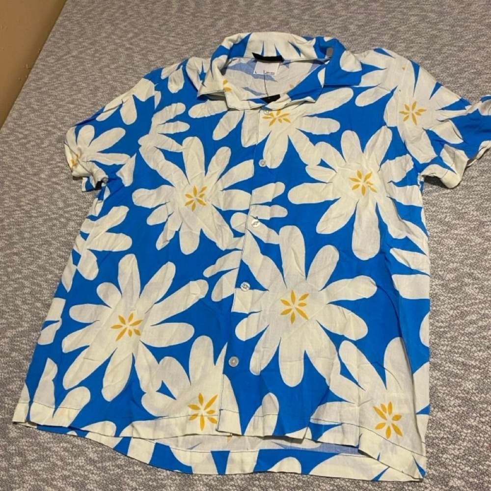 Original Use blue floral button up shirt short sleeve NWTSize L. SKU-A577